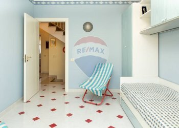 Camera / camera da letto - Villa a Schiera Via Don Luigi Sturzo
 
8, Giardini-Naxos - foto 13