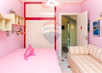 Camera / camera da letto - Villa a Schiera Via Don Luigi Sturzo
 
8, Giardini-Naxos - foto 16