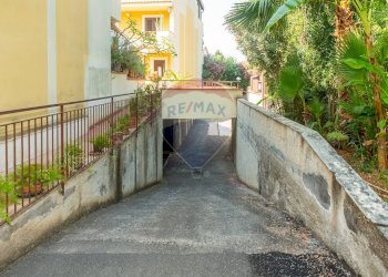 Balcone - Villa a Schiera Via Don Luigi Sturzo
 
8, Giardini-Naxos - foto 47