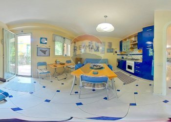 Sala da pranzo - Villa a Schiera Via Don Luigi Sturzo
 
8, Giardini-Naxos - foto 62