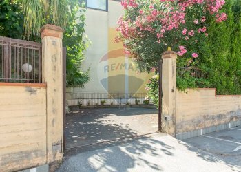 Edificio all\'aperto - Villa a Schiera Via Don Luigi Sturzo
 
8, Giardini-Naxos - foto 63