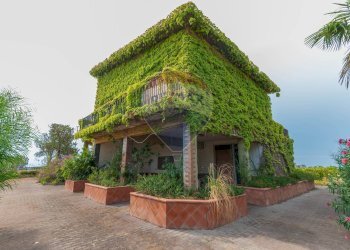 Casa all\'aperto - Villa Via Andromeda
 
1, Caltagirone - foto 1