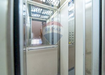 Hall / corridoio - Appartamento Via Padova
 
14, Catania - foto 22