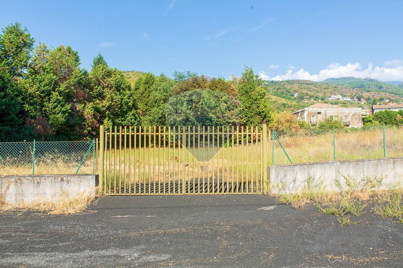 Vista delle montagne - Agricultural land Via Archimede
 
38, Zafferana Etnea - photo 1