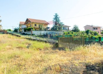 Giardino - Terreno agricolo Via Archimede
 
38, Zafferana Etnea - foto 17