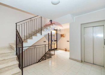 Scale - Bilocale Via Piano Tavola (ex strada provinciale 229)
 
snc, Motta Sant'Anastasia - foto 19