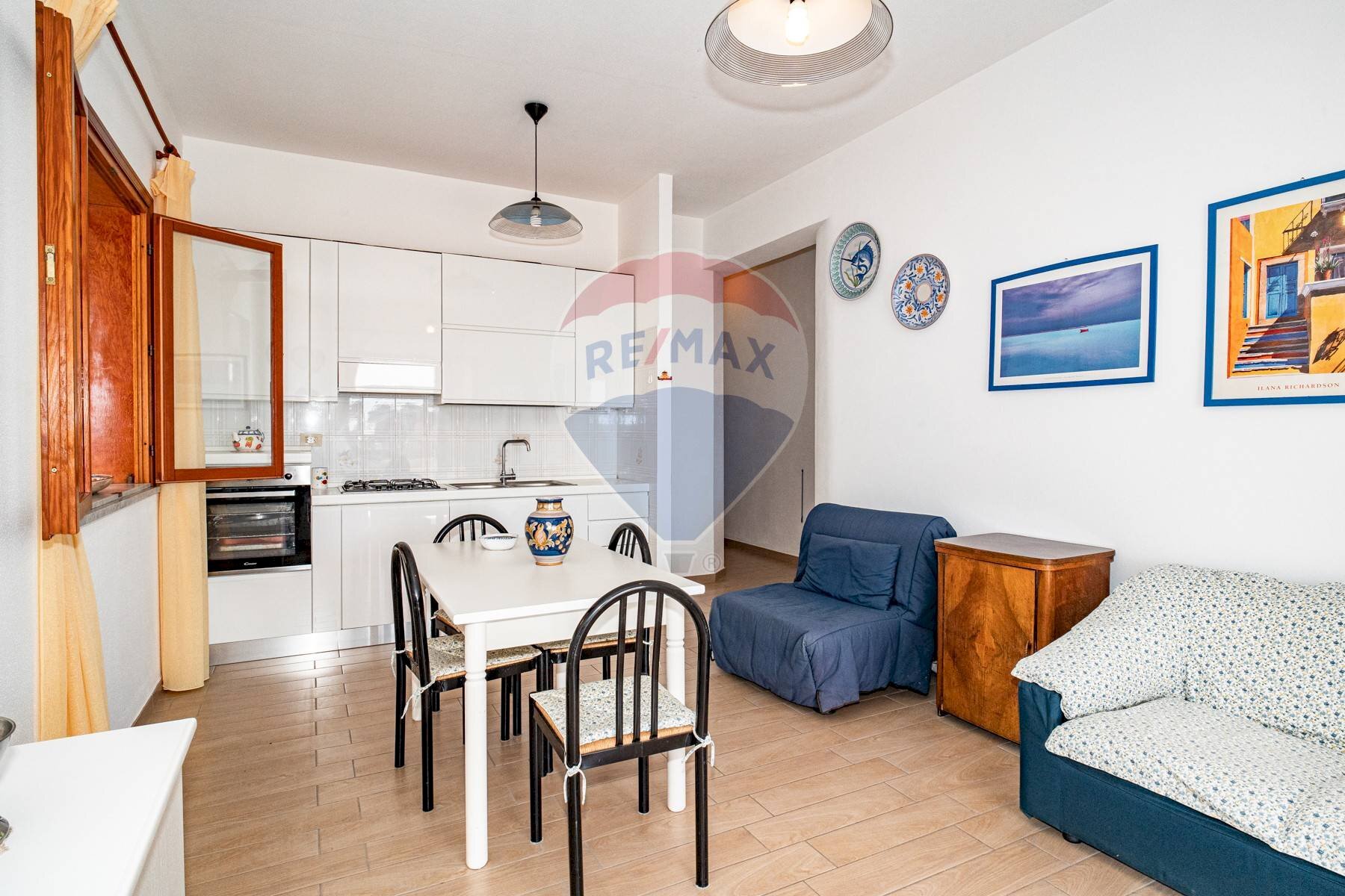 Sala da pranzo - Quadrilocale Contrada Sillemi
 
6, Letojanni - foto 1