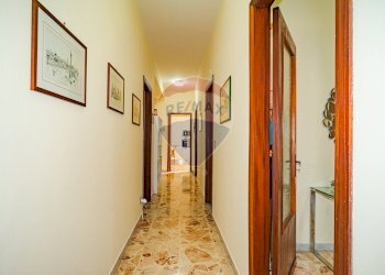 Hall / corridoio - Appartamento Via Salvador Allende
 
20, Misterbianco - foto 18