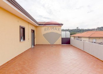 Terrazza - Attico Via Piano Tavola - C.da Vazzano-Complesso BGM
 
SNC, Motta Sant'Anastasia - foto 3