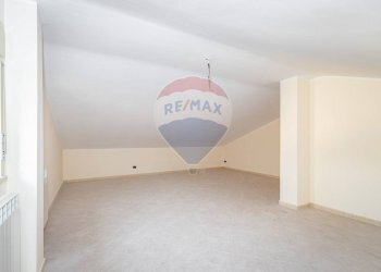 Stanza vuota - Attico Via Piano Tavola - C.da Vazzano-Complesso BGM
 
SNC, Motta Sant'Anastasia - foto 26