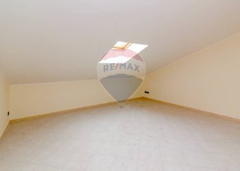 Stanza vuota - Attico Via Piano Tavola - C.da Vazzano-Complesso BGM
 
SNC, Motta Sant'Anastasia - foto 49