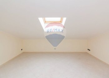 Stanza vuota - Attico Via Piano Tavola - C.da Vazzano-Complesso BGM
 
SNC, Motta Sant'Anastasia - foto 50