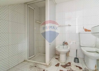 Bagno - Bilocale Via Ludovico Ariosto
 
24, Paterno - foto 11