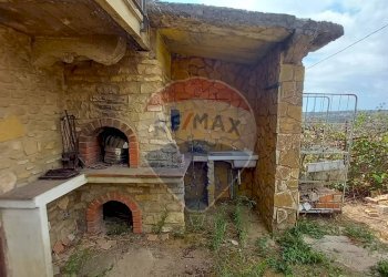 Casa all\'aperto - Villa Via Giuseppe Garibaldi
 
190, Caltagirone - foto 2