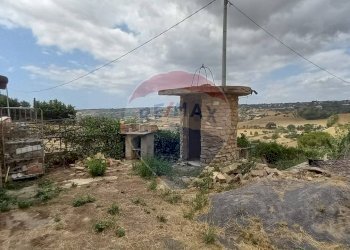 Giardino - Villa Via Giuseppe Garibaldi
 
190, Caltagirone - foto 6