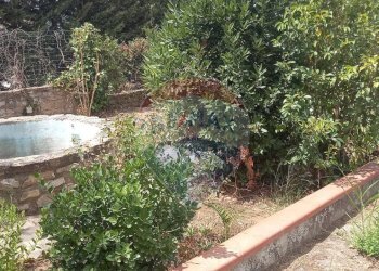 Giardino - Villa Via Giuseppe Garibaldi
 
190, Caltagirone - foto 20