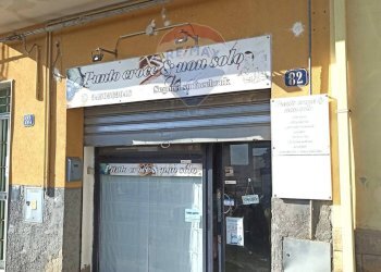 Edificio all\'aperto - Locale Commerciale Via Stazione Isolamento
 
82, Caltagirone - foto 4