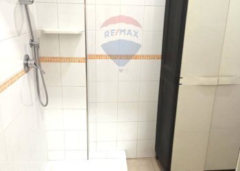 Bagno - Locale Commerciale Via Stazione Isolamento
 
82, Caltagirone - foto 13