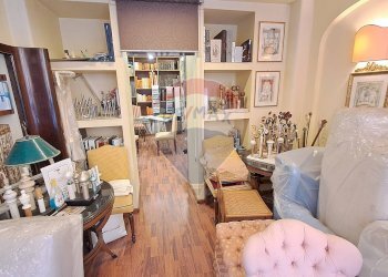 Camera / camera da letto - Shop Via Orto San Clemente
 
35 37, Catania - photo 5