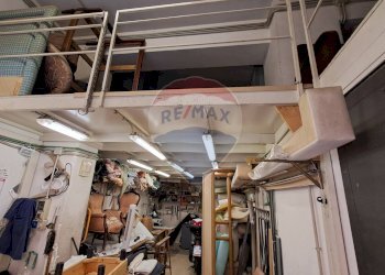 Dispensa di stoccaggio - Shop Via Orto San Clemente
 
35 37, Catania - photo 20