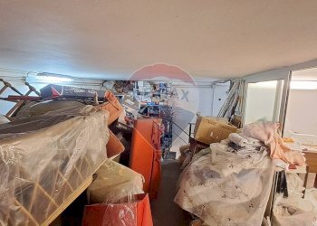 Dispensa di stoccaggio - Shop Via Orto San Clemente
 
35 37, Catania - photo 37