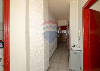 Hall / corridoio - Appartamento Via Trieste
 
8, Aci Castello - foto 7