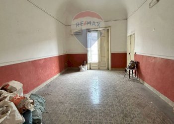 Parcheggio - Casa semi indipendente Via Vittorio Emanuele
 
291, Paterno - foto 5