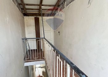 Scale - Casa semi indipendente Via Vittorio Emanuele
 
291, Paterno - foto 15