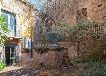 Casa all\'aperto - Casa indipendente Via  Umberto
 
50, San Gregorio di Catania - foto 7