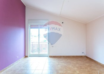 Stanza vuota - Trilocale Via Asia
 
8, Gravina di Catania - foto 8