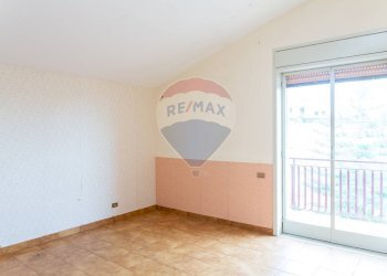 Stanza vuota - Trilocale Via Asia
 
8, Gravina di Catania - foto 19