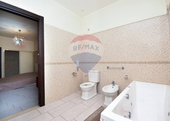 Bagno - Bilocale Via Michele Amari
 
7, Misterbianco - foto 24