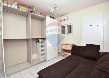 Soggiorno - Bilocale Via Michele Amari
 
7, Misterbianco - foto 32