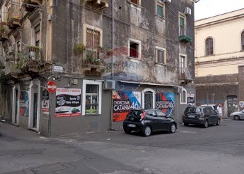 Edificio all\'aperto - Casa indipendente Via Idria
 
7/9, Catania - foto 9