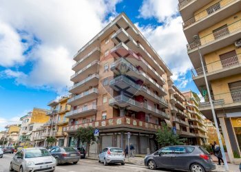 Edificio all\'aperto - Appartamento via Galileo Galilei
 
7, Caltagirone - foto 1