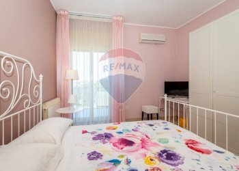 Camera / camera da letto - Appartamento via Galileo Galilei
 
7, Caltagirone - foto 2