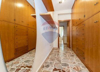 Hall / corridoio - Appartamento via Galileo Galilei
 
7, Caltagirone - foto 26