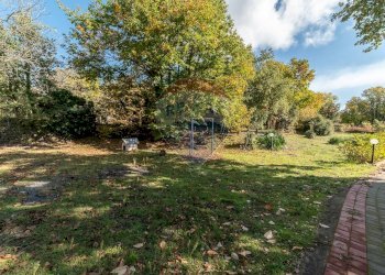 Giardino - Terreno agricolo Contrada Marina
 
snc, Adrano - foto 5