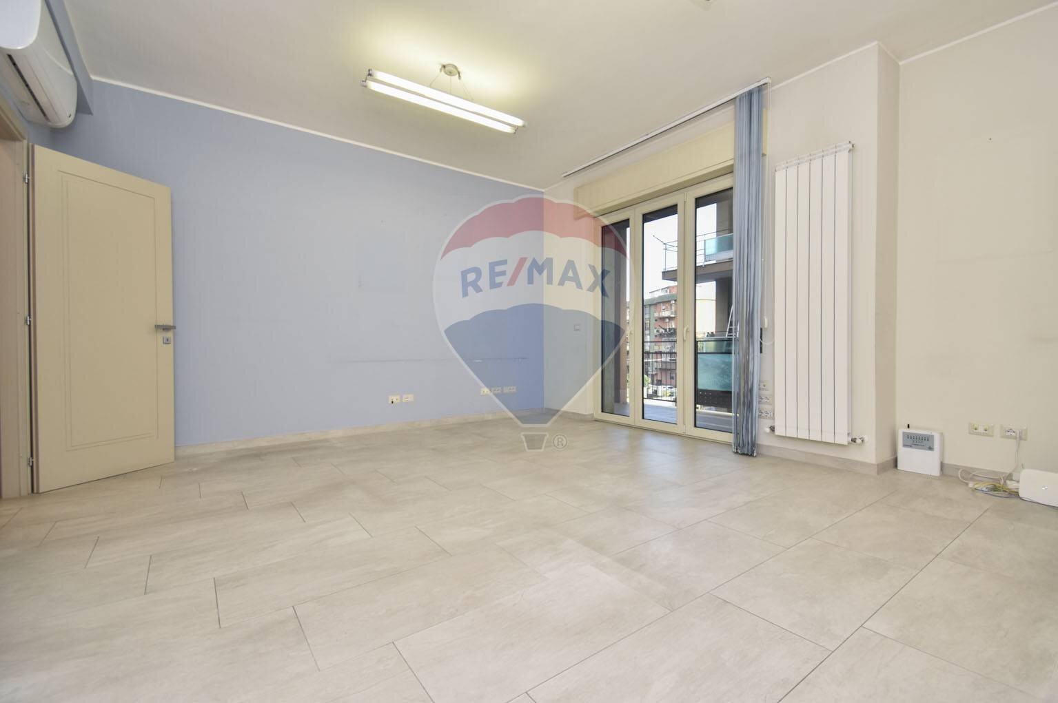 Stanza vuota - Four-room apartment Via Nuovalucello
 
9, Catania - photo 2