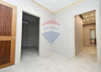 Hall / corridoio - Quadrilocale Via Nuovalucello
 
9, Catania - foto 2