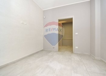 Stanza vuota - Quadrilocale Via Nuovalucello
 
9, Catania - foto 4