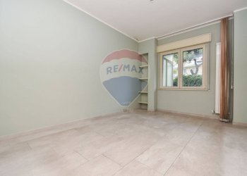 Stanza vuota - Quadrilocale Via Nuovalucello
 
9, Catania - foto 13