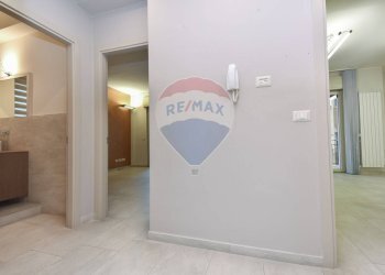 Hall / corridoio - Quadrilocale Via Nuovalucello
 
9, Catania - foto 18