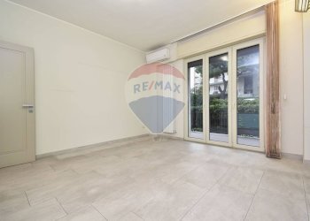 Stanza vuota - Quadrilocale Via Nuovalucello
 
9, Catania - foto 21