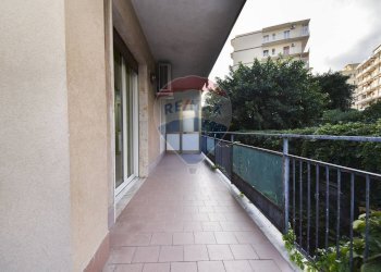 Balcone - Quadrilocale Via Nuovalucello
 
9, Catania - foto 22