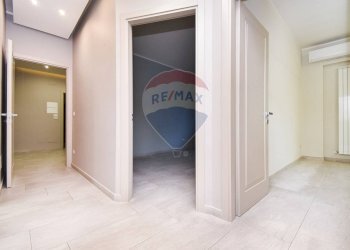 Hall / corridoio - Quadrilocale Via Nuovalucello
 
9, Catania - foto 28