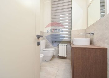 Bagno - Quadrilocale Via Nuovalucello
 
9, Catania - foto 29