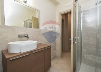 Bagno - Quadrilocale Via Nuovalucello
 
9, Catania - foto 31