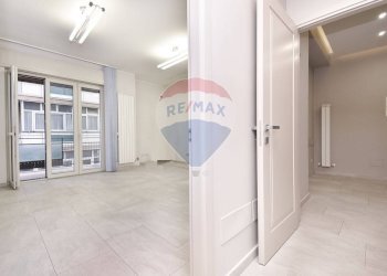 Stanza vuota - Quadrilocale Via Nuovalucello
 
9, Catania - foto 34