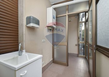 Cucina - Quadrilocale Via Nuovalucello
 
9, Catania - foto 39